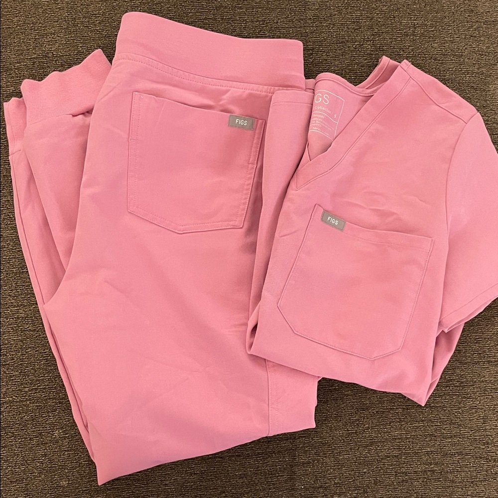 Figs Women's Chalk Pink Scrub Set (S/MP)